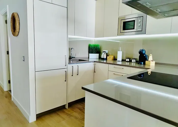 Sunset Ocean Апартаменти *