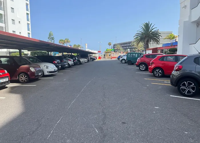 Апартаменти Sunset Ocean