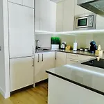 Sunset Ocean Apartment *